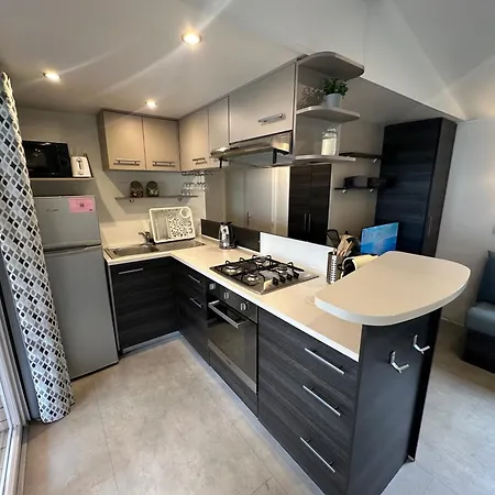 Camping Mobil-home 4 Etoiles A Clim Piscine Proche 6 A 8 Pers Valras-Plage
